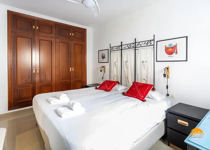 Lavandula By Time 아파트 카디스